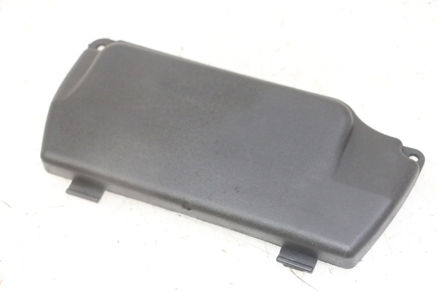 photo de TAPA BATERIA PIAGGIO NRG POWER PUREJET 50 (2018 - 2021)