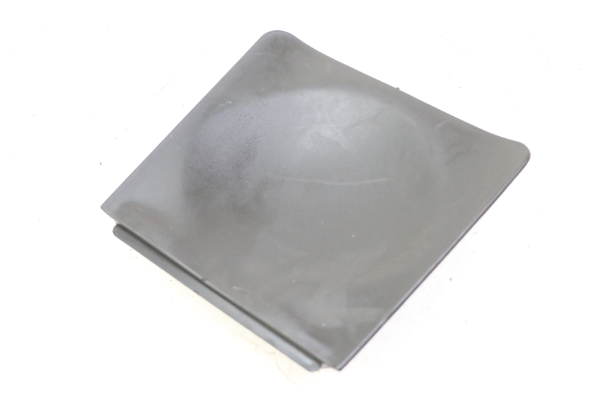 photo de TAPA BATERIA PEUGEOT CITYSTAR 125 (2011 - 2017)
