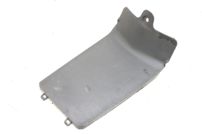 photo de TAPA BATERIA PEUGEOT KISBEE 2T 50 (2018 - 2022)