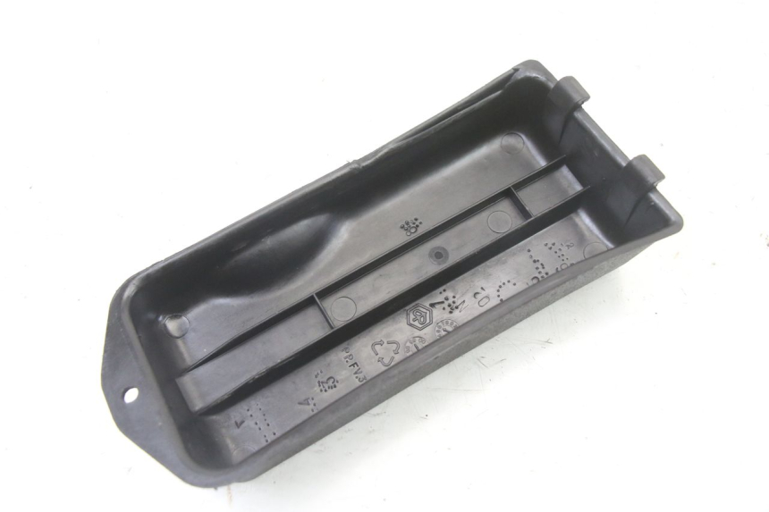 photo de TAPA DE BATERÍA PIAGGIO VESPA S 2T 50 (2007 - 2014)