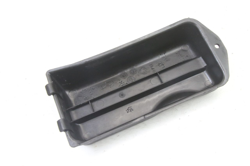 photo de TAPA DE BATERÍA PIAGGIO VESPA S 2T 50 (2007 - 2014)