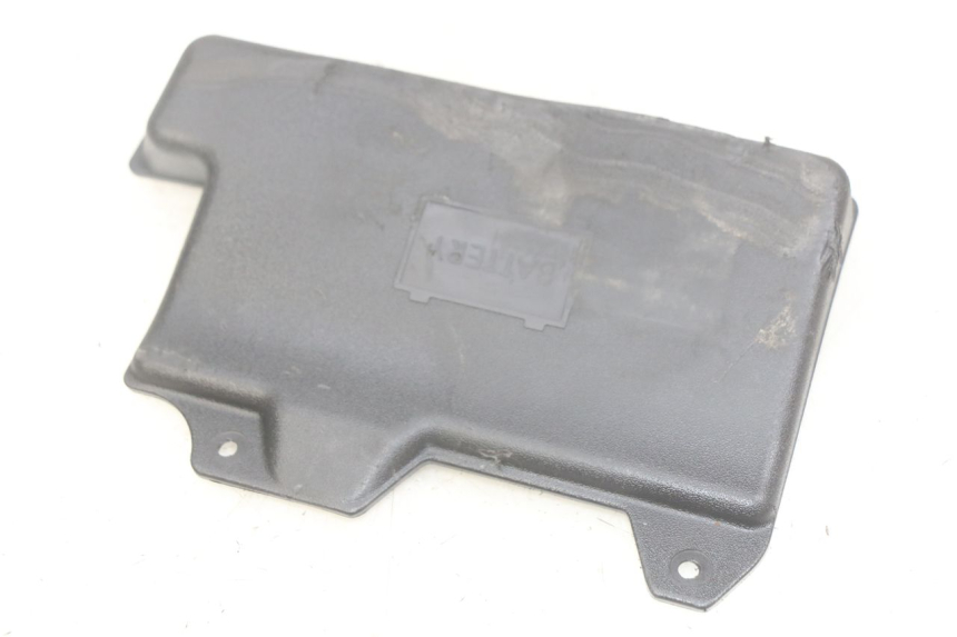 photo de TAPA DE LA BATERíA PIAGGIO ZIP 2T 50 (2009 - 2019)