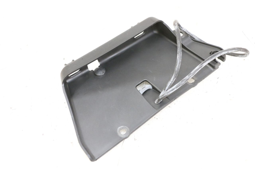 photo de TAPA BATERIA ROYAL ENFIELD CONTINENTAL GT 650 (2019 - 2024)