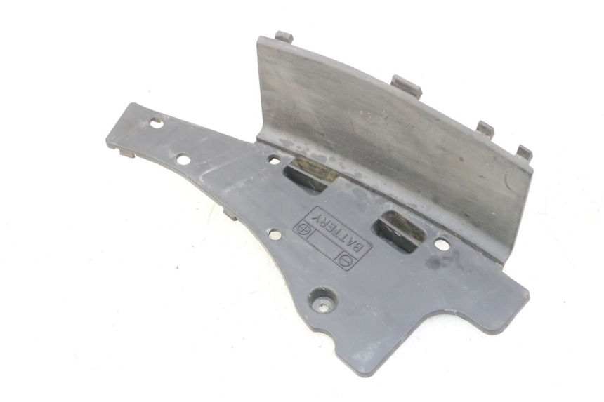 photo de TAPA DE BATERÍA SUZUKI BURGMAN 125 (2007 - 2014)