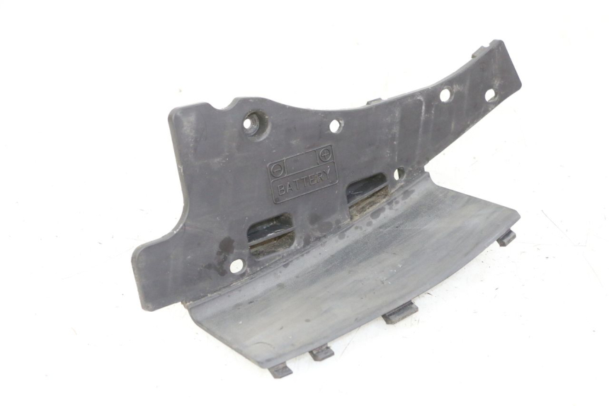 photo de TAPA DE BATERÍA SUZUKI BURGMAN 125 (2007 - 2014)