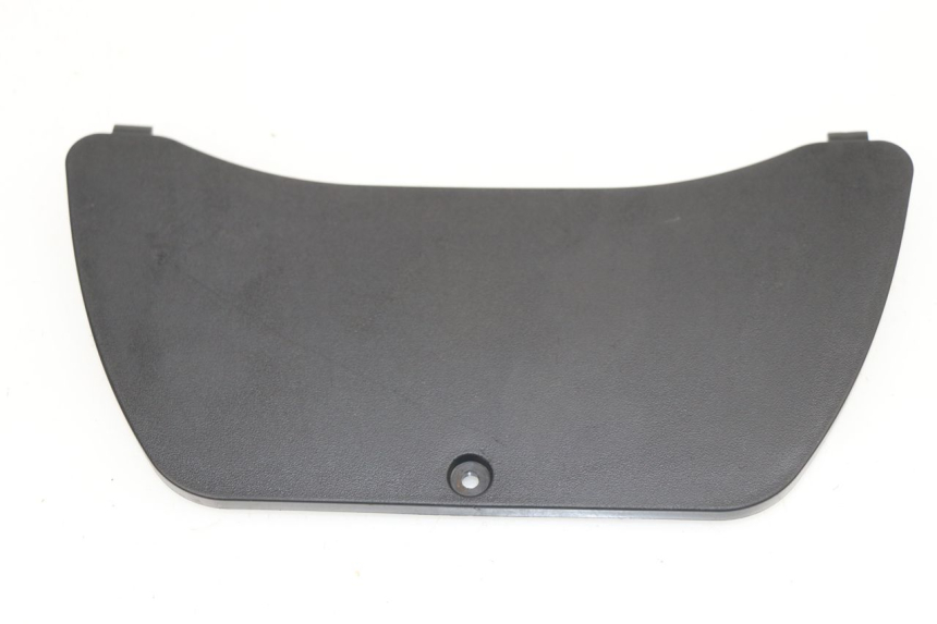 photo de TAPA BATERIA PIAGGIO X8 400 (2006 - 2007)