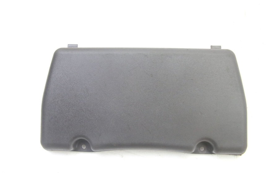 photo de TAPA DE BATERÍA PIAGGIO XEVO - X EVO 125 (2007 - 2016)
