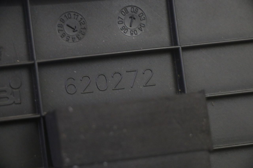 photo de TAPA DE BATERÍA PIAGGIO XEVO - X EVO 125 (2007 - 2016) - Vista general del producto