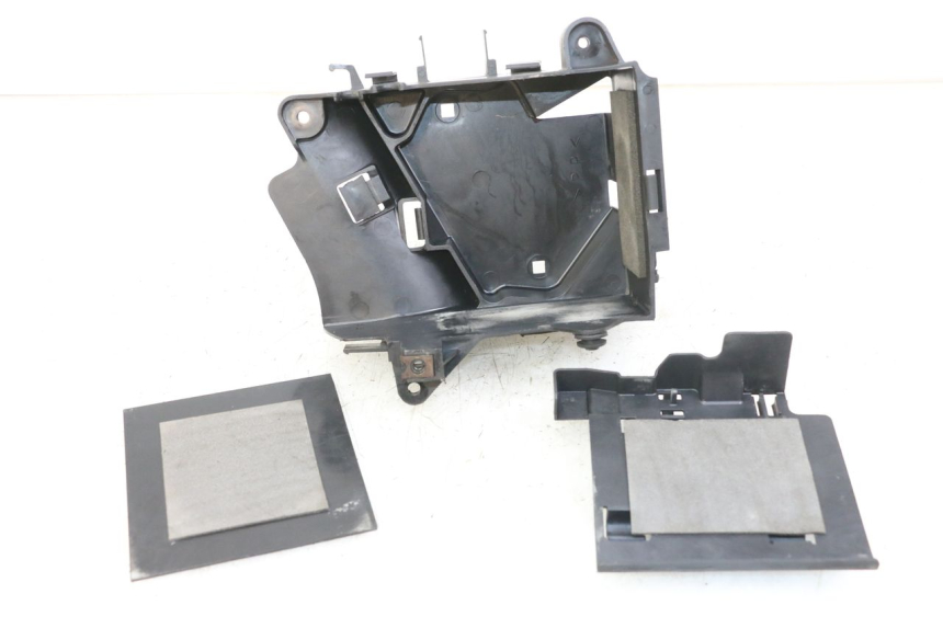 photo de TAPA BATERIA YAMAHA XVS DRAG STAR DRAGSTAR 650 (1997 - 2007)