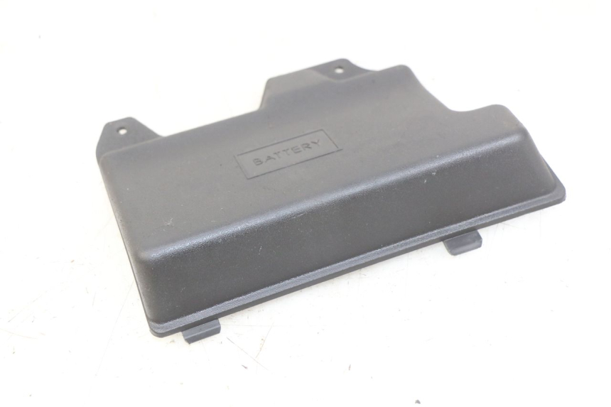photo de TAPA DE BATERÍA PIAGGIO ZIP 4T 50 (2018 - 2020)