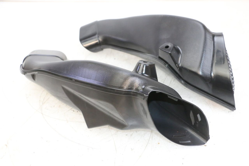 photo de TAPA FILTRO AIRE SUZUKI GSXR GSX-R 1000 (2003 - 2004) - Zoom estado de uso