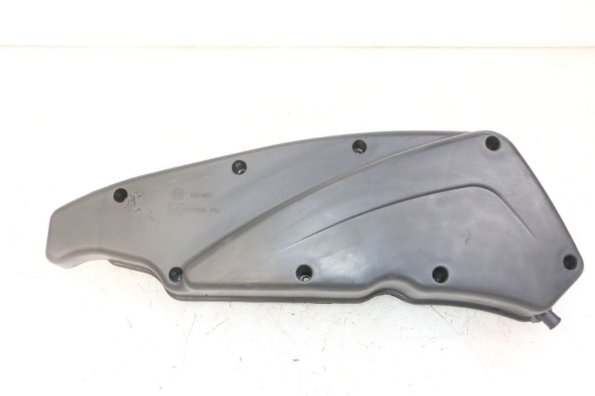 photo de TAPA FILTRO AIRE PEUGEOT SATELIS 125 (2013 - 2018)