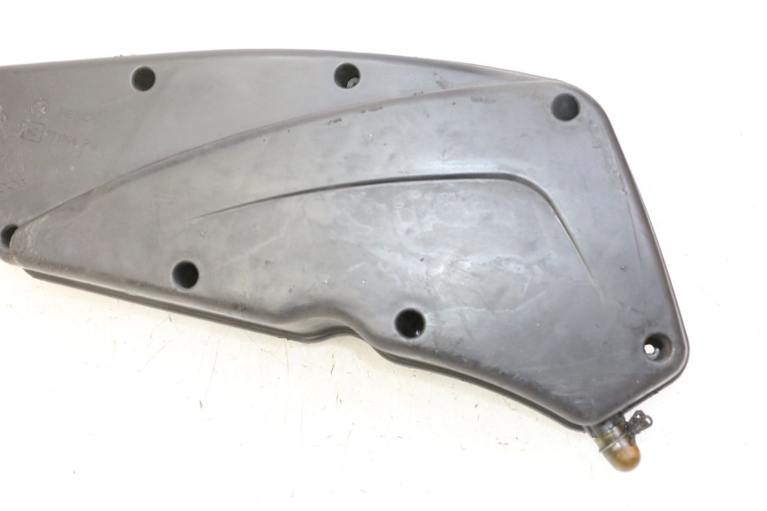 photo de TAPA FILTRO AIRE PEUGEOT SATELIS 125 (2013 - 2018)