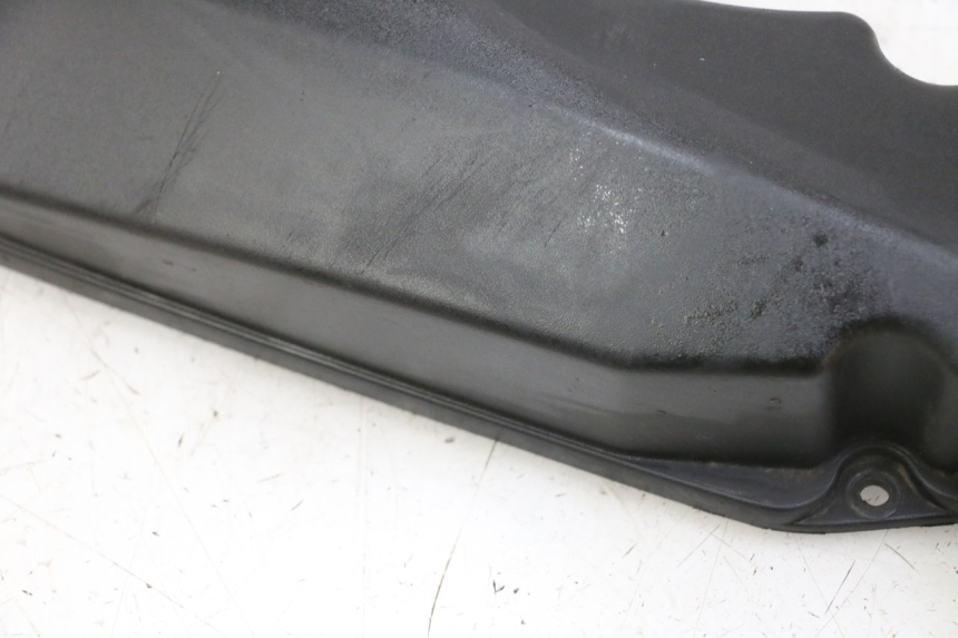 photo de TAPA FILTRO AIRE SUZUKI BURGMAN 125 (2015 - 2017)