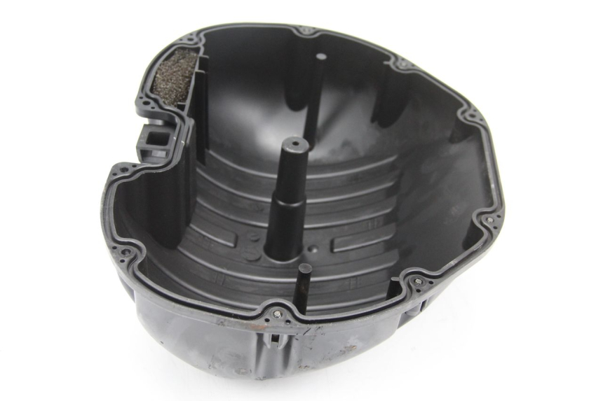 photo de TAPA FILTRO AIRE SUZUKI GSR 600 (2005 - 2012)