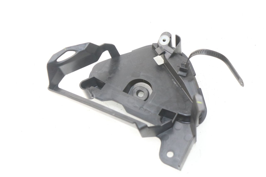 photo de TAPA FILTRO AIRE YAMAHA FZ8 800 (2010 - 2016)