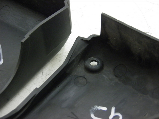 photo de TAPA DE FILTRO DE AIRE YAMAHA FZS FAZER 600 (1998 - 2001)
