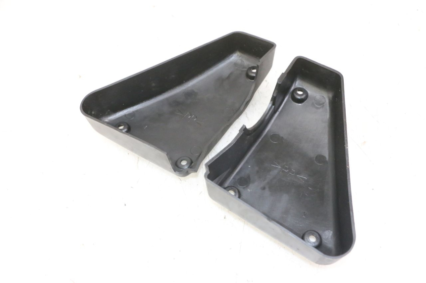 photo de TAPA FILTRO AIRE YAMAHA FZS FAZER 600 (2001 - 2003)