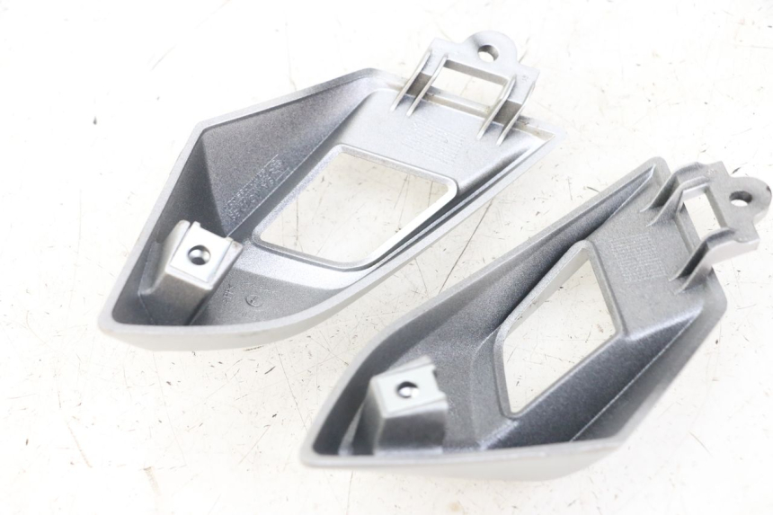 photo de CUBIERTA CHASIS LATERAL YAMAHA AEROX 2T 50 (2013 - 2017)