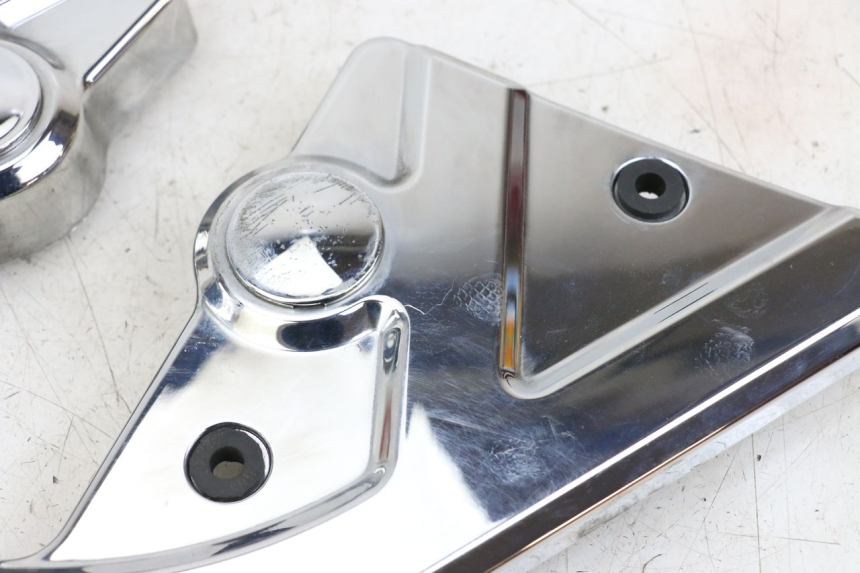 photo de Cubierta lateral del chasis HYOSUNG GV AQUILA 125 (2000 - 2004) - Vista general del producto