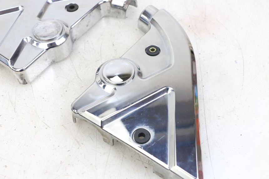 photo de Cubierta lateral del chasis HYOSUNG GV AQUILA 125 (2000 - 2004) - Estado de la superficie y material