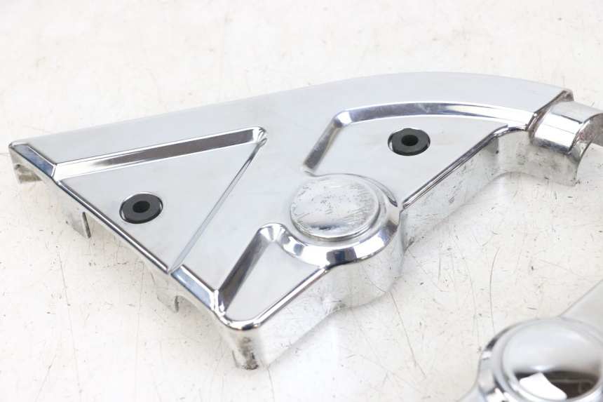 photo de Cubierta lateral del chasis HYOSUNG GV AQUILA 125 (2000 - 2004) - Recambio usado revisado