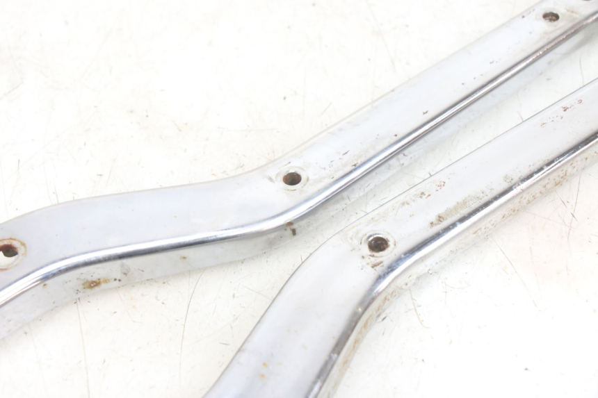 photo de CUBIERTA LATERAL DEL CHASIS HONDA CA REBEL 125 (1995 - 2001)
