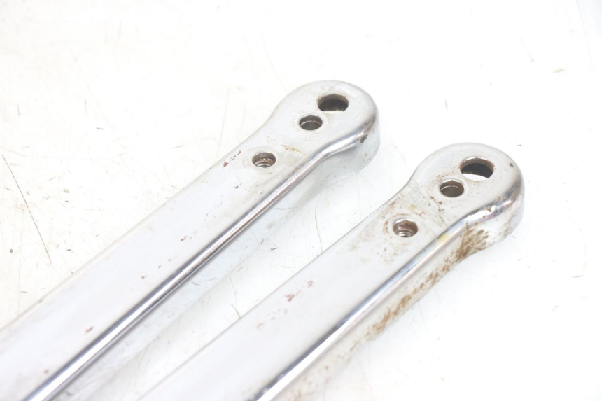photo de CUBIERTA LATERAL DEL CHASIS HONDA CA REBEL 125 (1995 - 2001)
