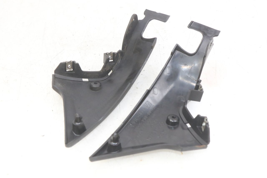 photo de CUBIERTA LATERAL DEL CHASIS DAELIM VJ ROADWIN FI 125 (2008 - 2017)