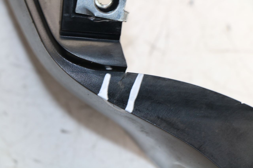photo de CUBIERTA LATERAL DEL CHASIS DAELIM VJ ROADWIN FI 125 (2008 - 2017)