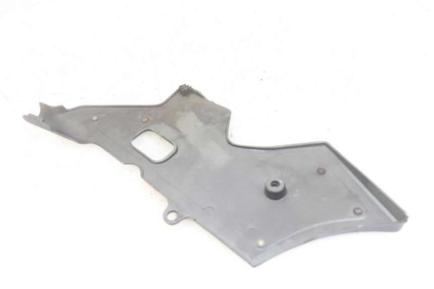 photo de CUBIERTA CHASIS LATERAL DERECHO HONDA CBR F SC25 1000 (1989 - 1992)