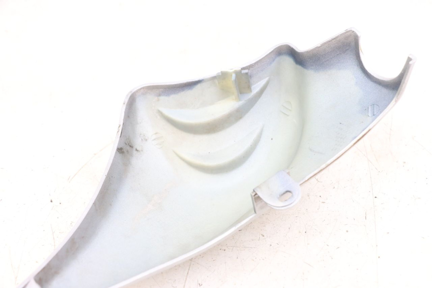 photo de Cubierta lateral del chasis derecho HYOSUNG GF 125 (2001 - 2005)
