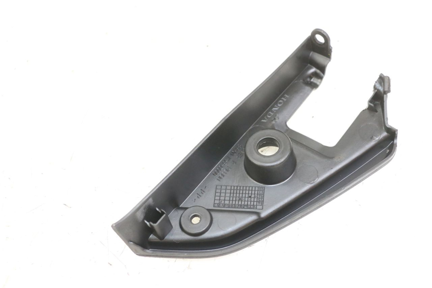 photo de TAPA BASTIDOR DERECHA HONDA SH i 300 (2015 - 2020)