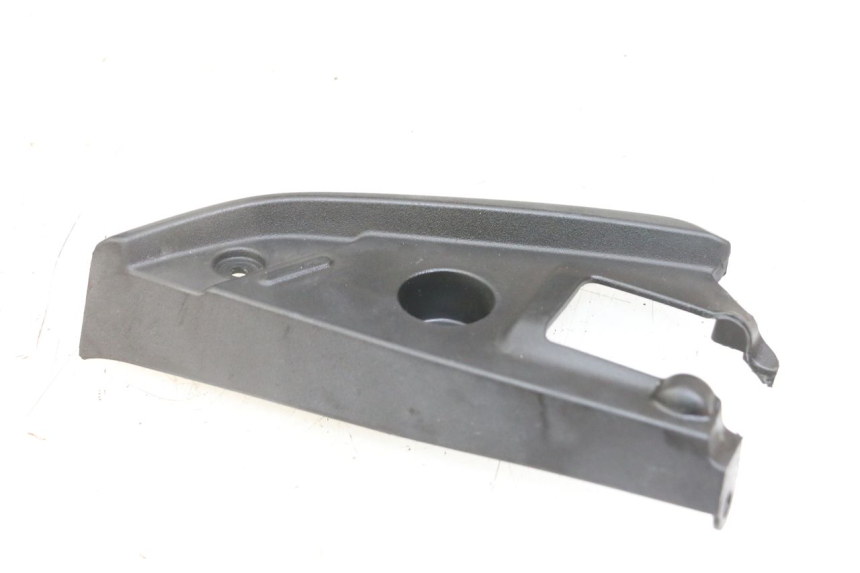 photo de TAPA BASTIDOR DERECHA HONDA SH i 300 (2015 - 2020)