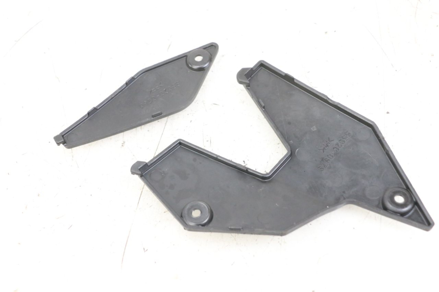 photo de TAPA CHASIS LATERAL DERECHO KAWASAKI VERSYS ABS 650 (2015 - 2018)