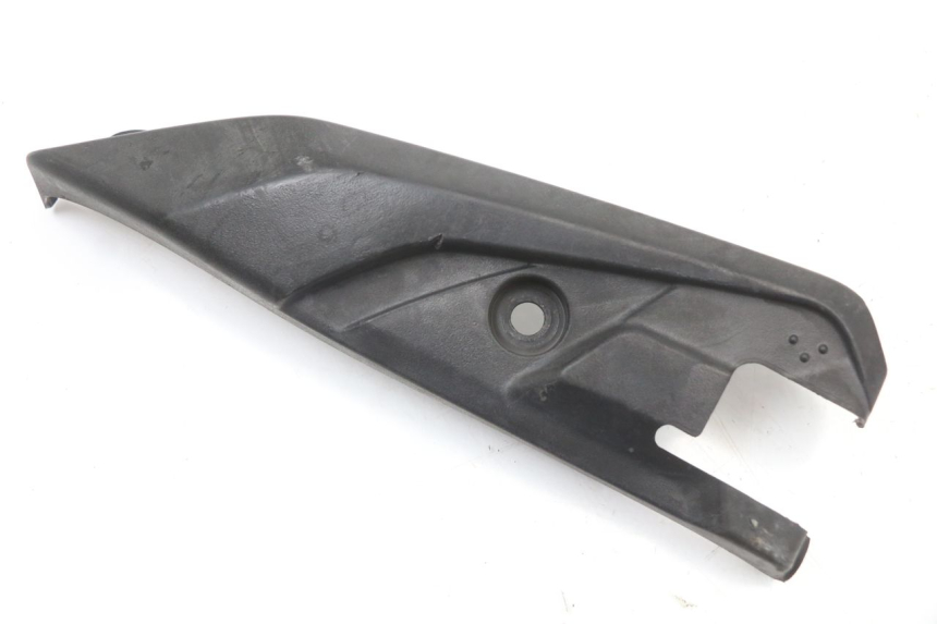 photo de TAPA BASTIDOR DERECHA HONDA SH ABS 125 (2012 - 2017)