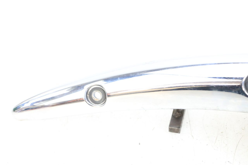 photo de Cubierta lateral del chasis derecho SUZUKI VL INTRUDER 125 (2004 - 2007)