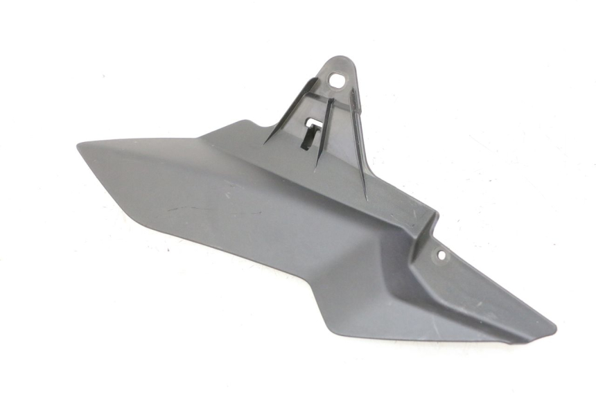 photo de TAPA BASTIDOR DERECHA YAMAHA XMAX X-MAX 125 (2021 - 2025)