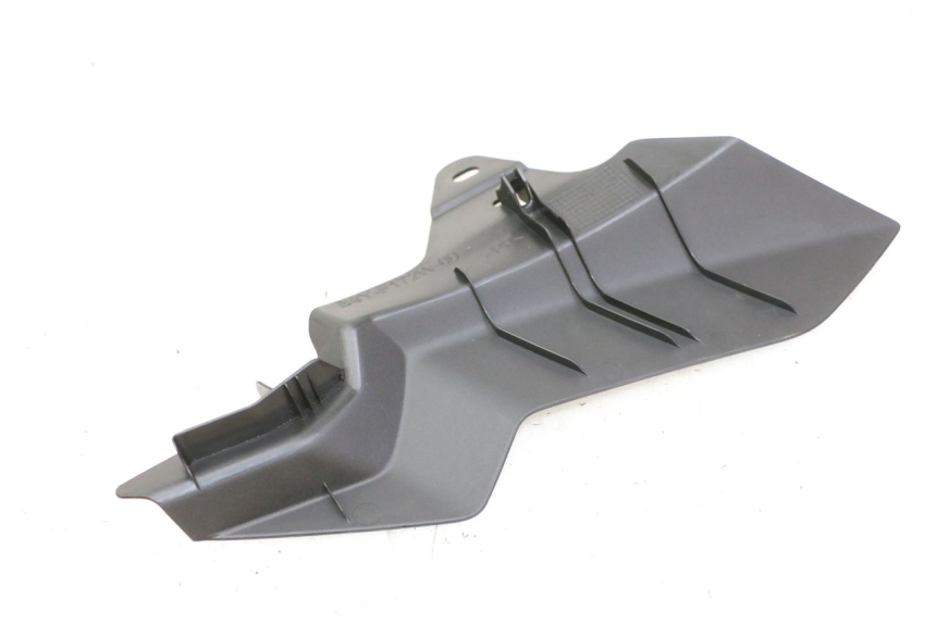 photo de TAPA BASTIDOR DERECHA YAMAHA XMAX X-MAX 125 (2021 - 2025)