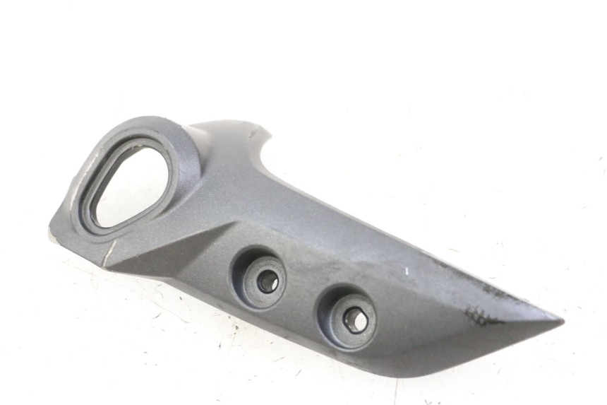 photo de TAPA BASTIDOR DERECHA YAMAHA FZ6 FAZER S2 600 (2007 - 2011)