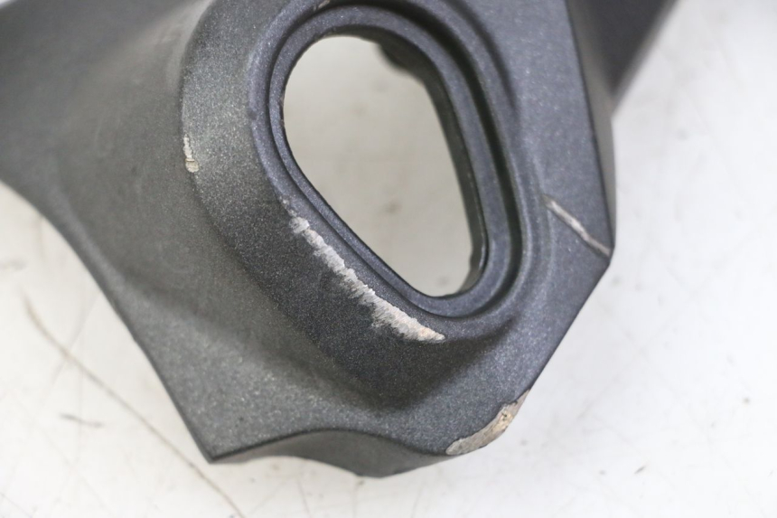 photo de TAPA BASTIDOR DERECHA YAMAHA FZ6 FAZER S2 600 (2007 - 2011)