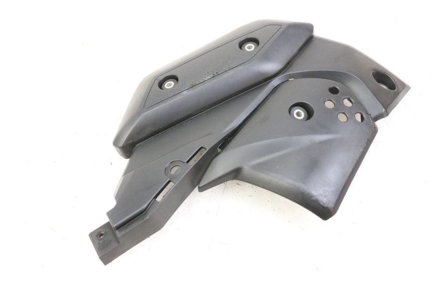 photo de TAPA BASTIDOR DERECHA YAMAHA XJ6 ABS 600 (2008 - 2016)