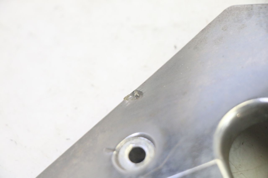 photo de TAPA BASTIDOR IZQUIERDA HYOSUNG GV AQUILA 125 (2000 - 2004)