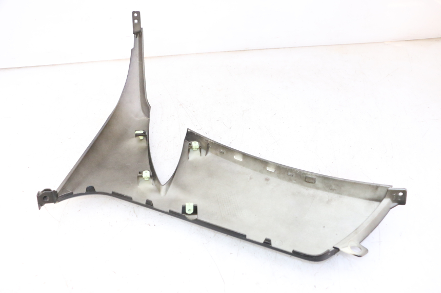 photo de TAPA BASTIDOR IZQUIERDA PEUGEOT CITYSTAR 50 (2013 - 2017)