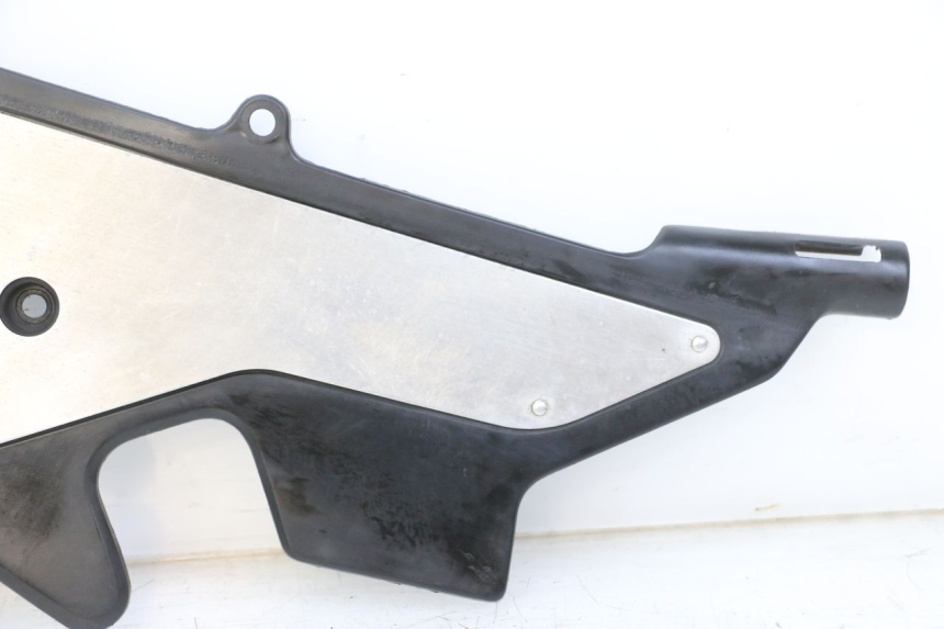 photo de TAPA BASTIDOR IZQUIERDA HONDA CBR F 1000 (1993 - 1996)