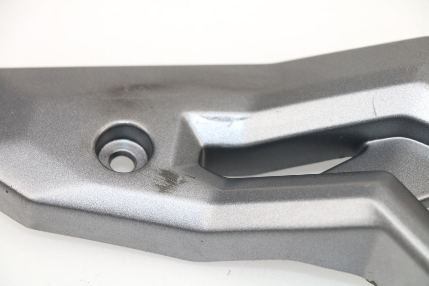 photo de TAPA BASTIDOR IZQUIERDA KAWASAKI Z 650 (2016 - 2019)