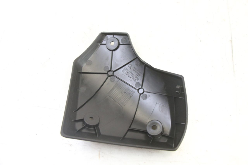 photo de TAPA BASTIDOR IZQUIERDA PEUGEOT KISBEE 4T 50 (2018 - 2022)