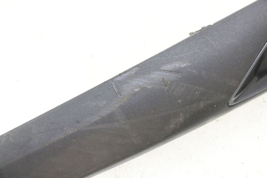 photo de TAPA BASTIDOR IZQUIERDA APRILIA SXR 50 (2021 - 2023)