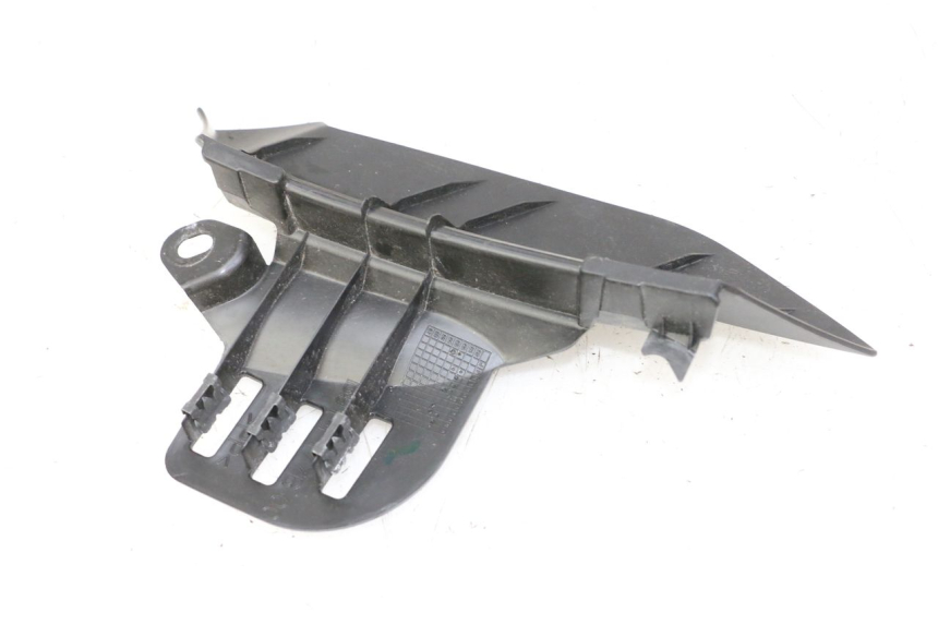 photo de TAPA BASTIDOR IZQUIERDA YAMAHA XMAX X-MAX 125 (2021 - 2025)