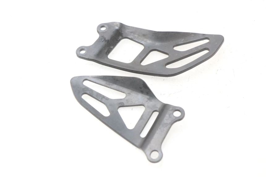 photo de TAPA BASTIDOR SUZUKI GSX-R GSXR K16 1000 (2012 - 2016) - Detalle de la pieza